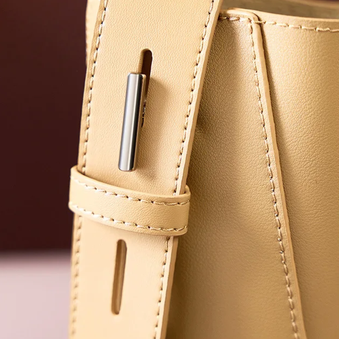 Bolsa De Ombro Média Marrom Garbo Amabel - Garboza