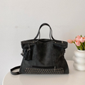 Bolsa Transversal Grande Preta Garbo Zaya - Garboza