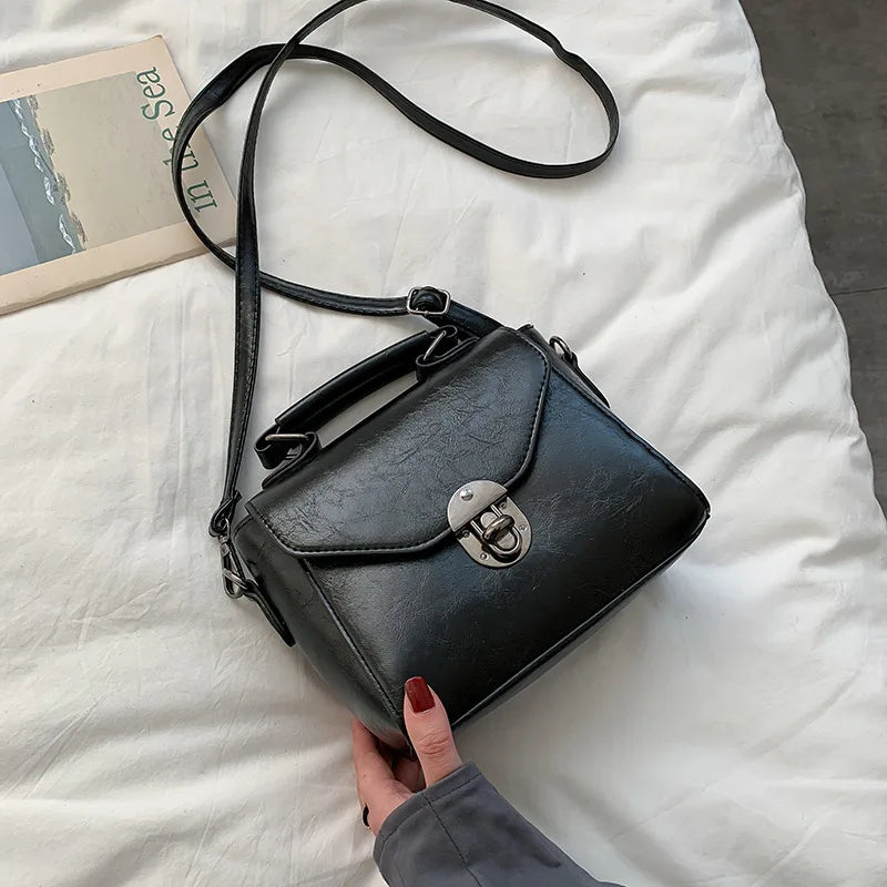 Bolsa Transversal Pequena - Garbo Clarissa