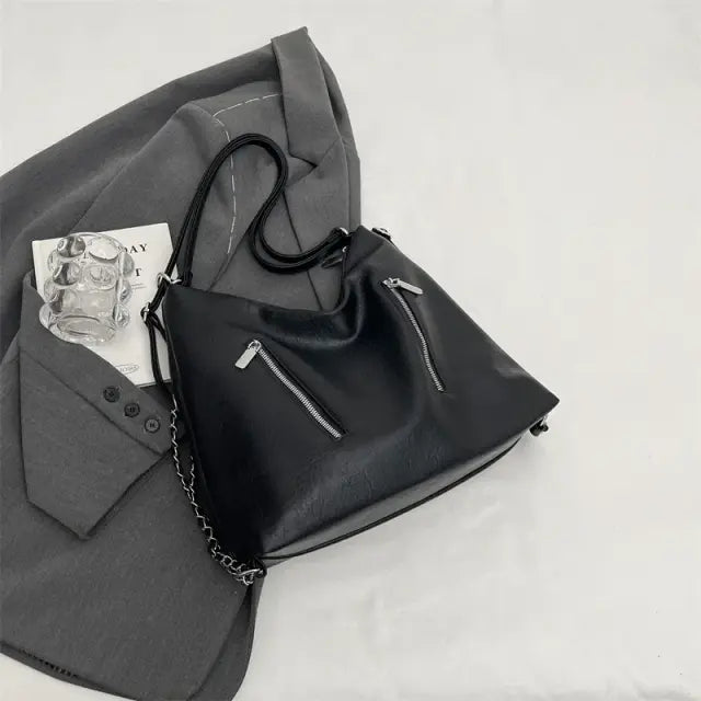 Bolsa Hobo Grande Preto Garbo Zoe - Garboza
