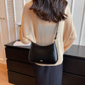 Bolsa de Ombro Pequena Preto Garbo Jade - Garboza