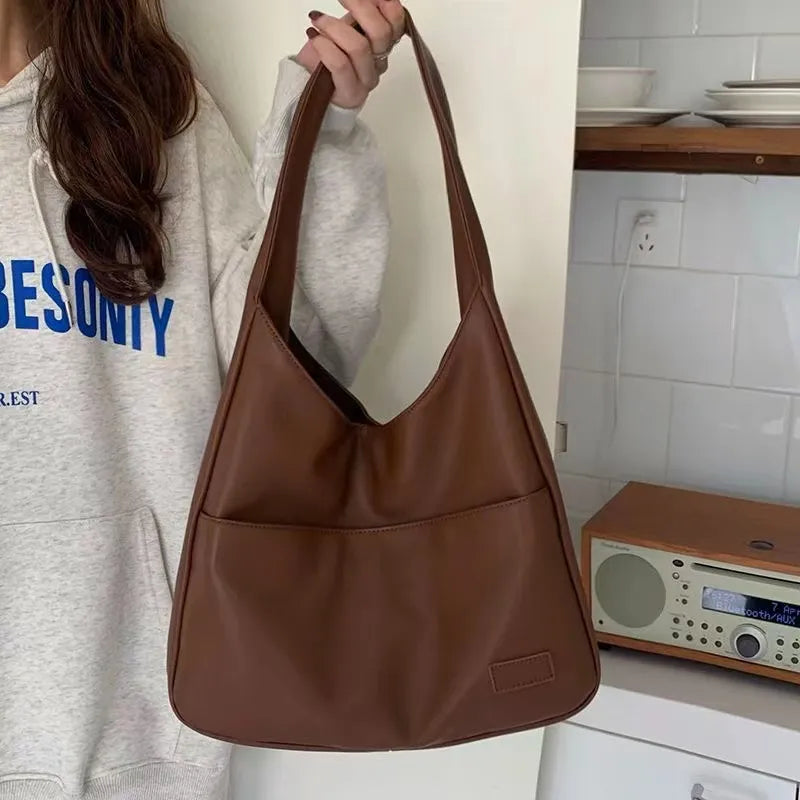 Bolsa Hobo Grande Marrom Garbo Giulia - Garboza