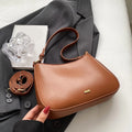 Bolsa de Ombro Pequena Marrom Garbo Jade - Garboza